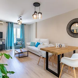 https://apartamento-guadalmar-playa.1costadelsol.com